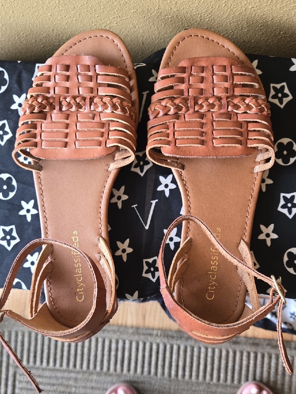 Women's Braided Strappy Sandals — Tan